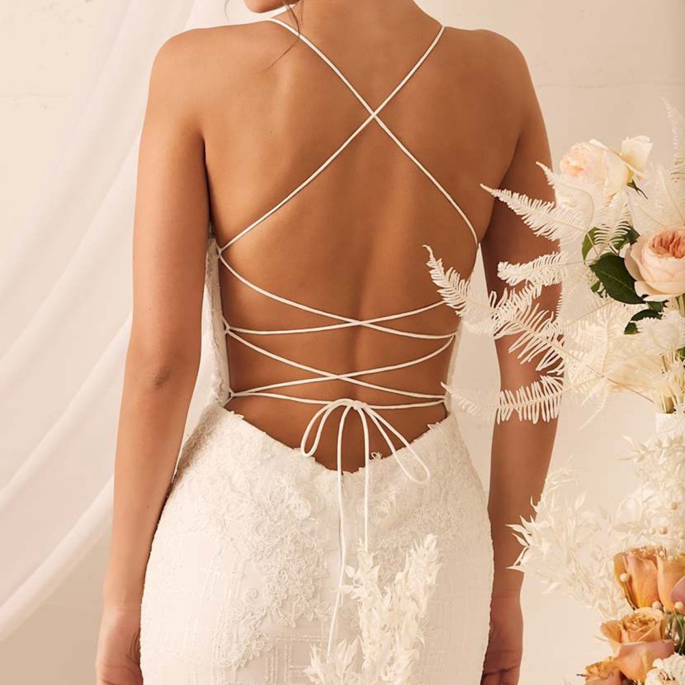 Lulu's White Lace Plunging V-Neck Spaghetti Strap Wedding Dress - Picture 4 of 10